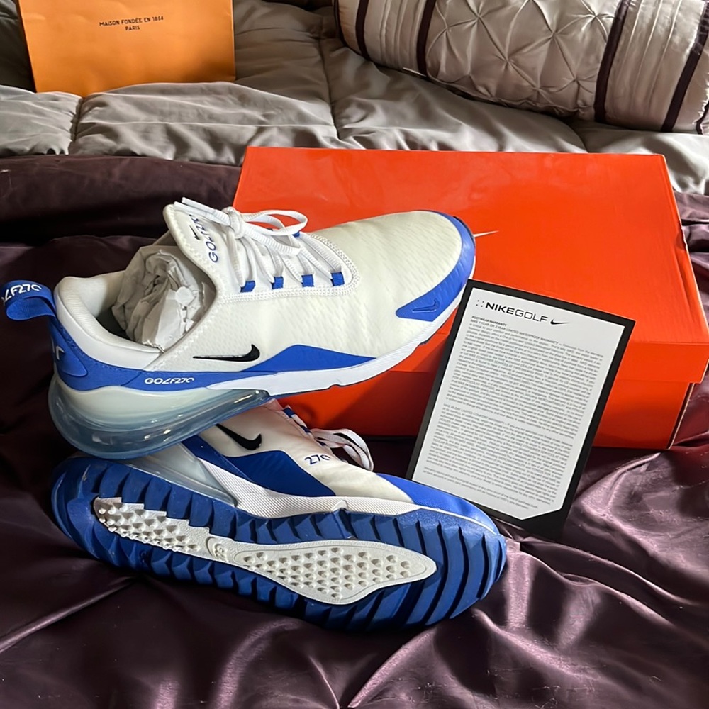 Brand new Nike, golf shoes